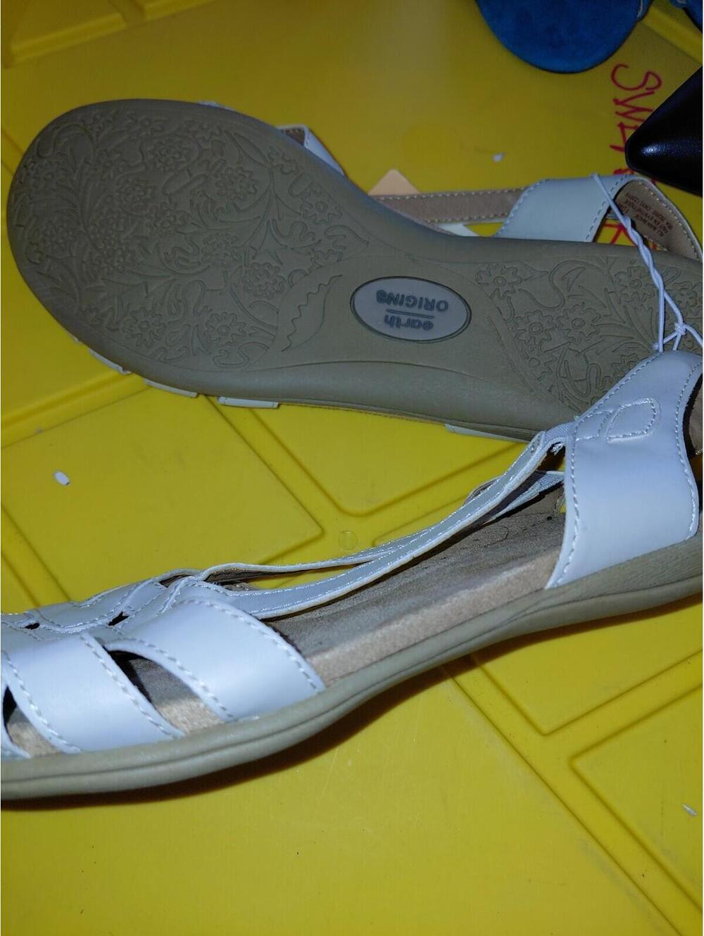 Sold - Picture 4 of 6